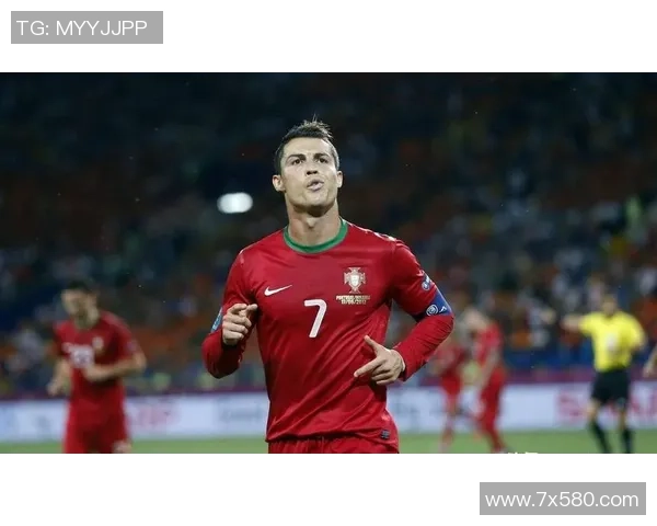 小K足球之路：从青涩少年到全球球迷心中的传奇巨星