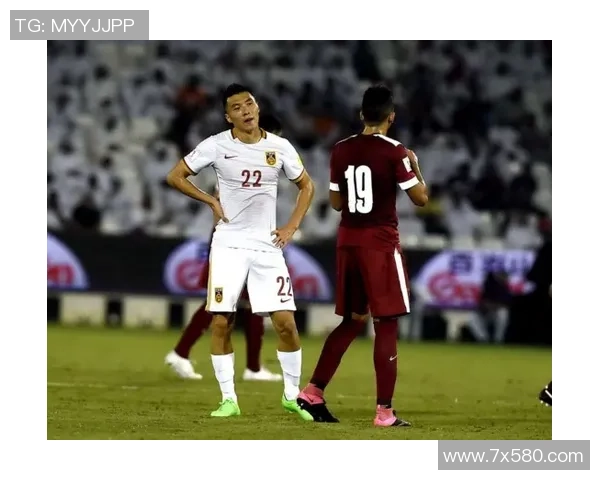 巅峰时期足球十大球星盘点与辉煌时刻回顾 巅峰时期足球十大球星盘点与辉煌时刻回顾